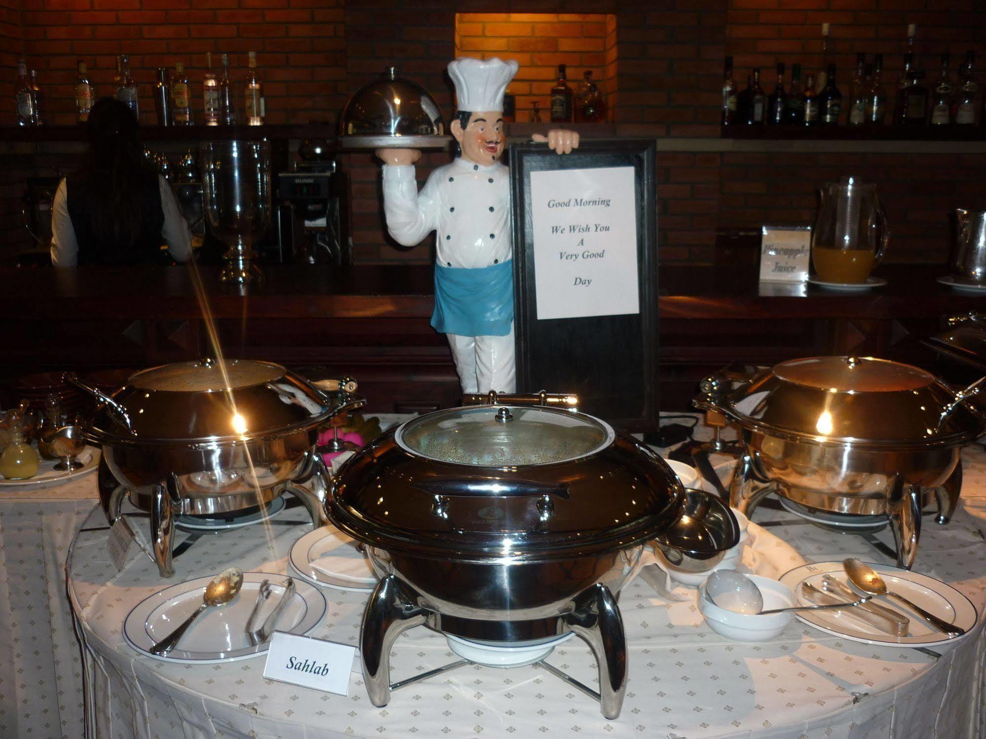 Promenade Hotel Zalqa Zewnętrze zdjęcie
