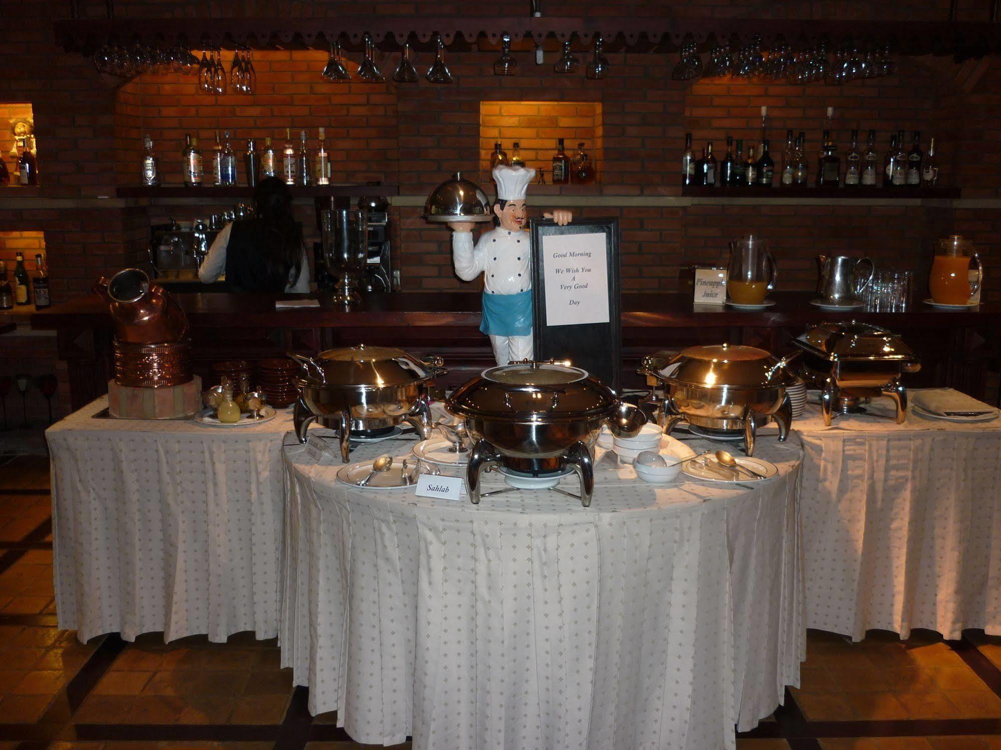 Promenade Hotel Zalqa Zewnętrze zdjęcie